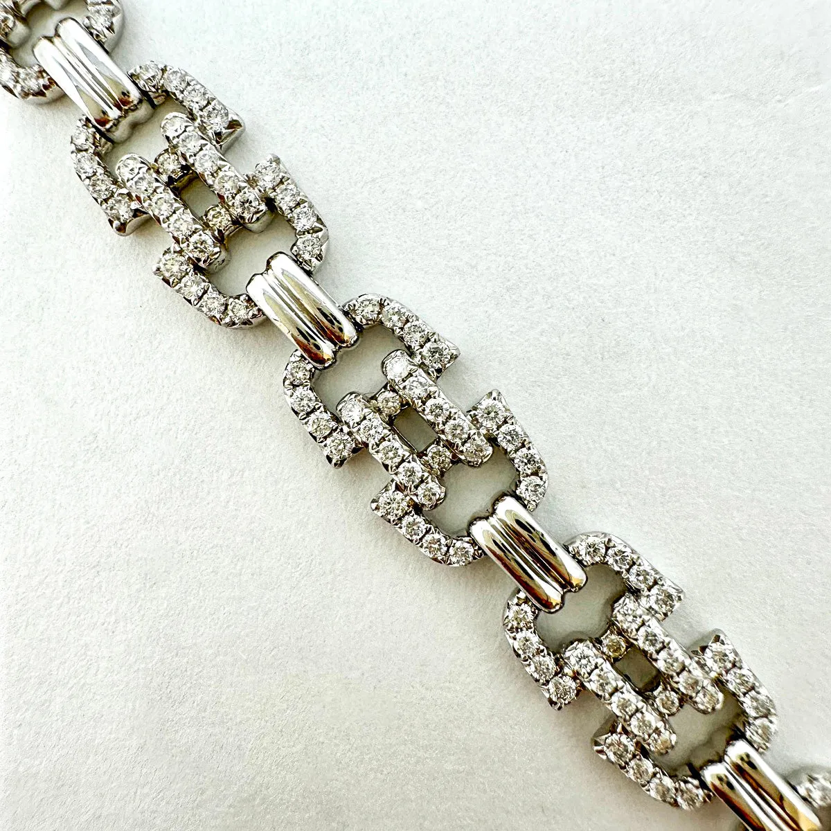 18K White Gold Bracelet with Diamonds