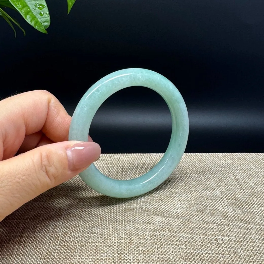 Genuine Burmese Green Jade Jadeite Bangle Bracelet ( 56mm )