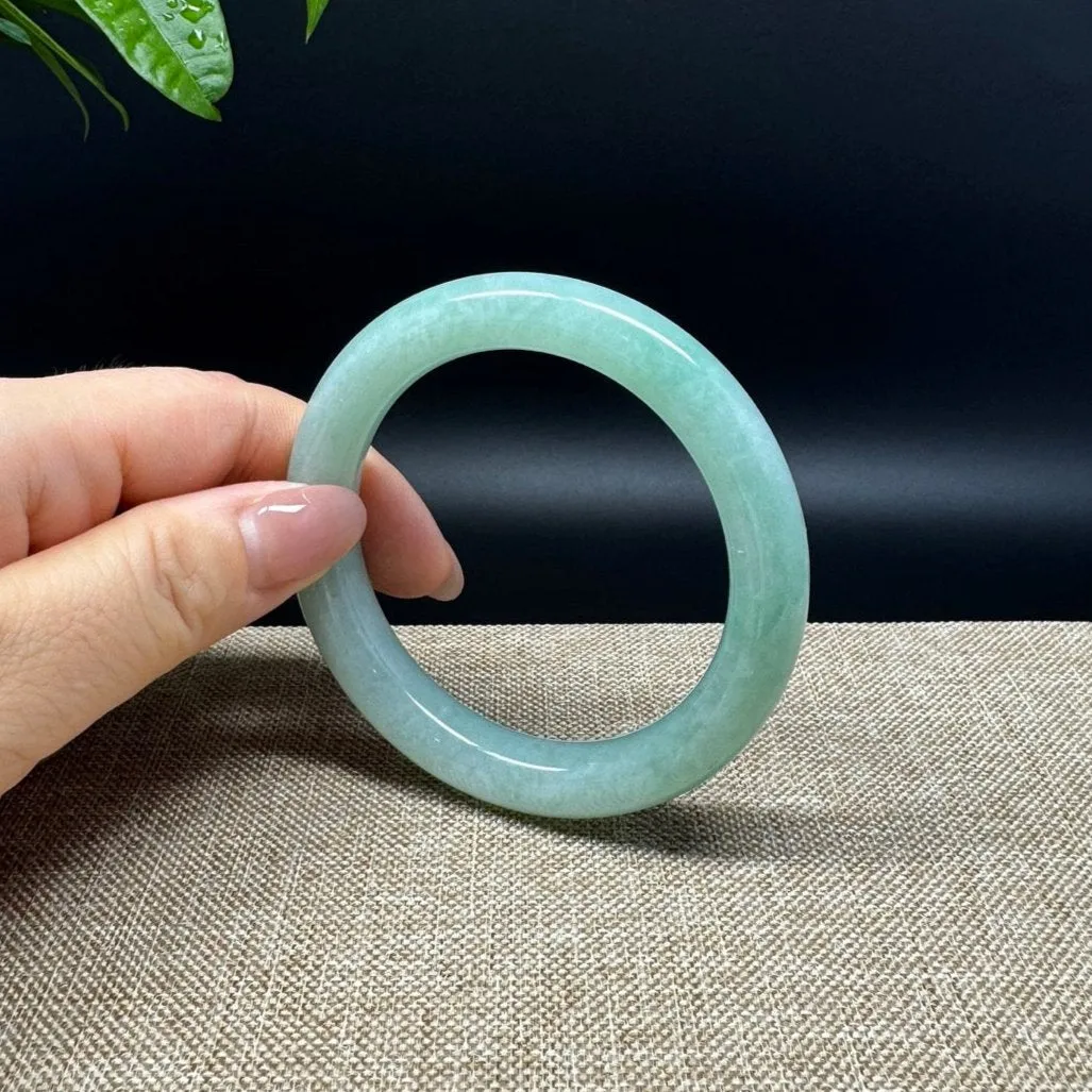 Genuine Burmese Green Jade Jadeite Bangle Bracelet ( 56mm )