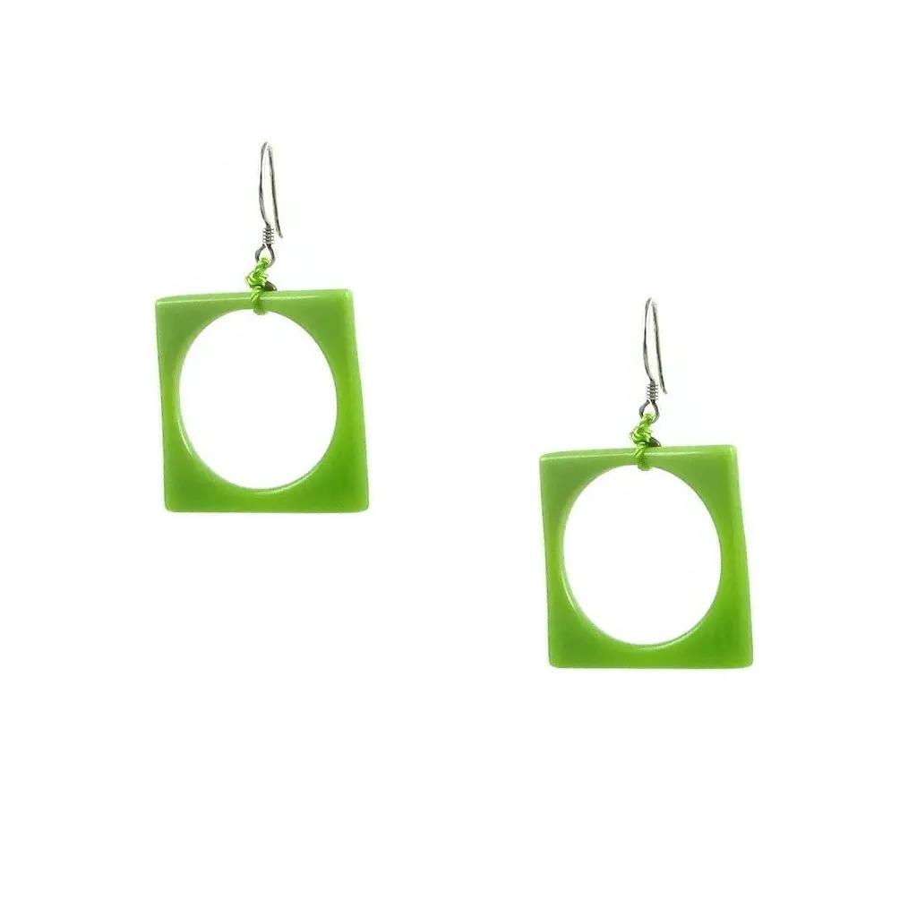 Hoyo Glass Earrings - White