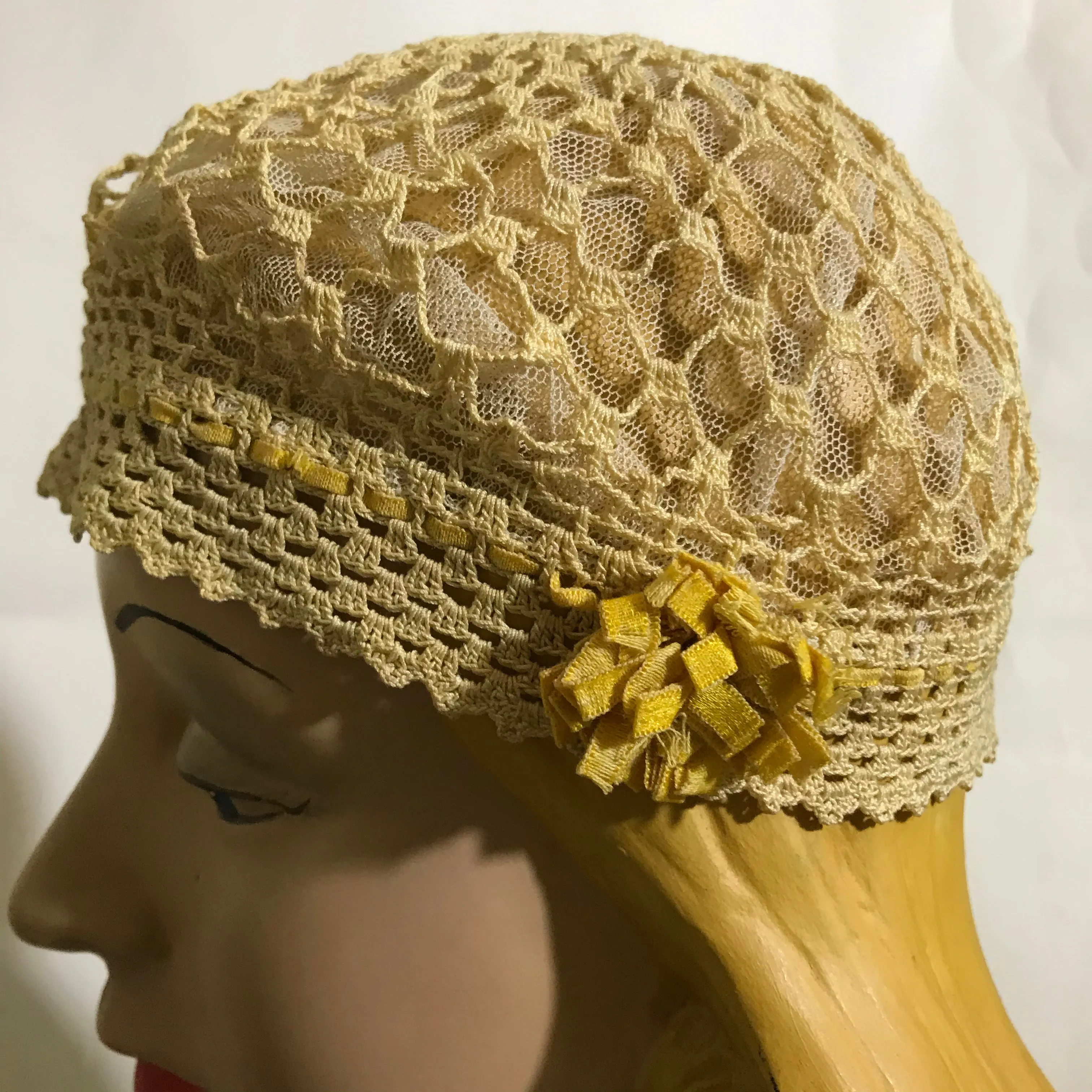 Ivory Lace Bow Trimmed Cap Hat circa Early 1900s