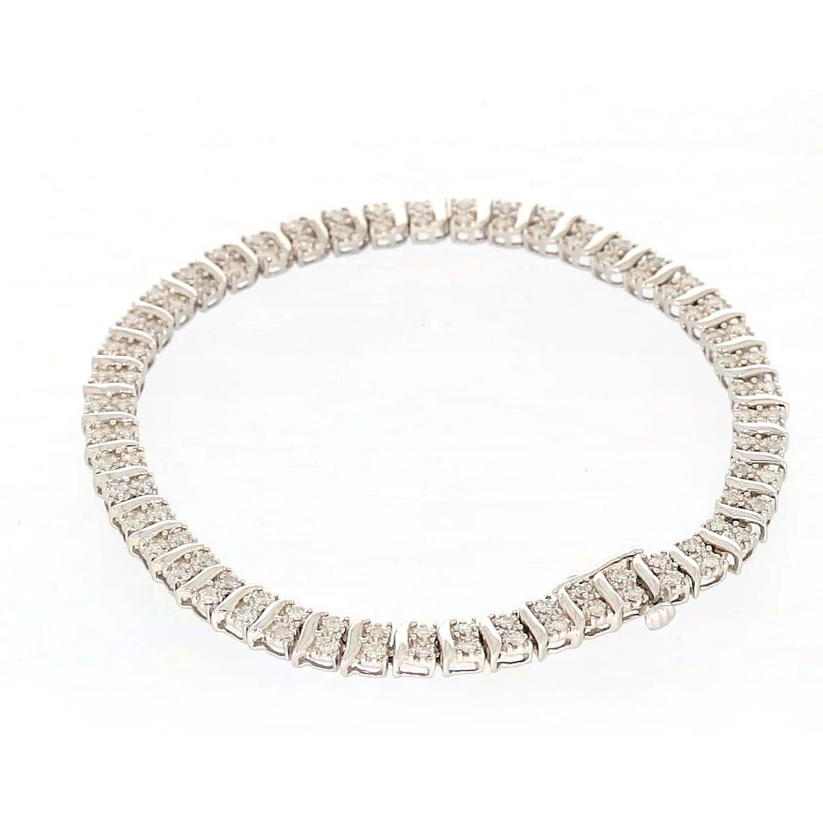 Sterling Silver Round Brilliant Cut 1 Carat tw of Diamonds Tennis Bracelet