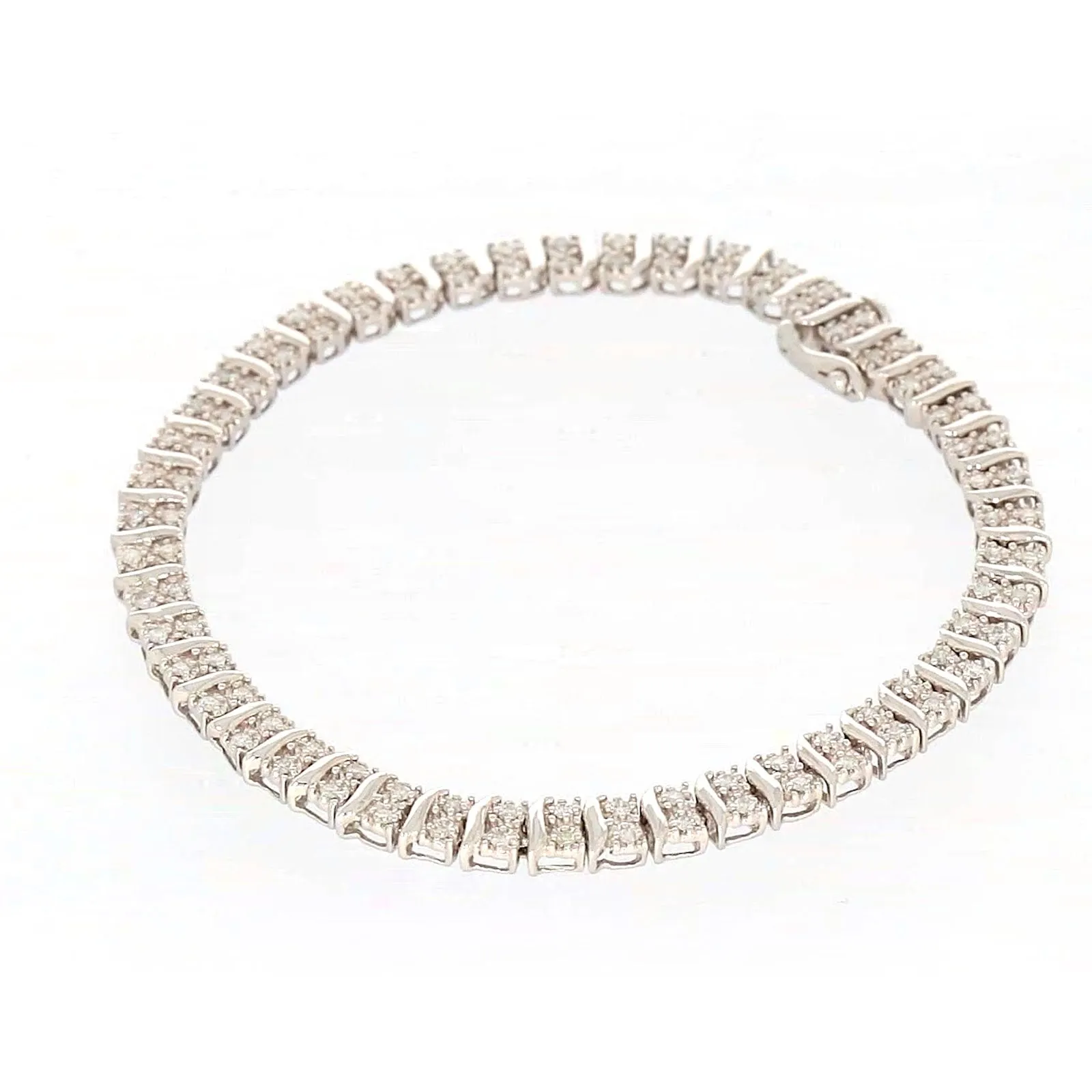 Sterling Silver Round Brilliant Cut 1 Carat tw of Diamonds Tennis Bracelet