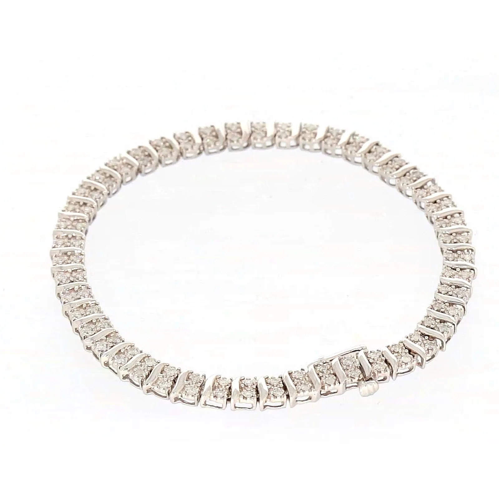 Sterling Silver Round Brilliant Cut 1 Carat tw of Diamonds Tennis Bracelet