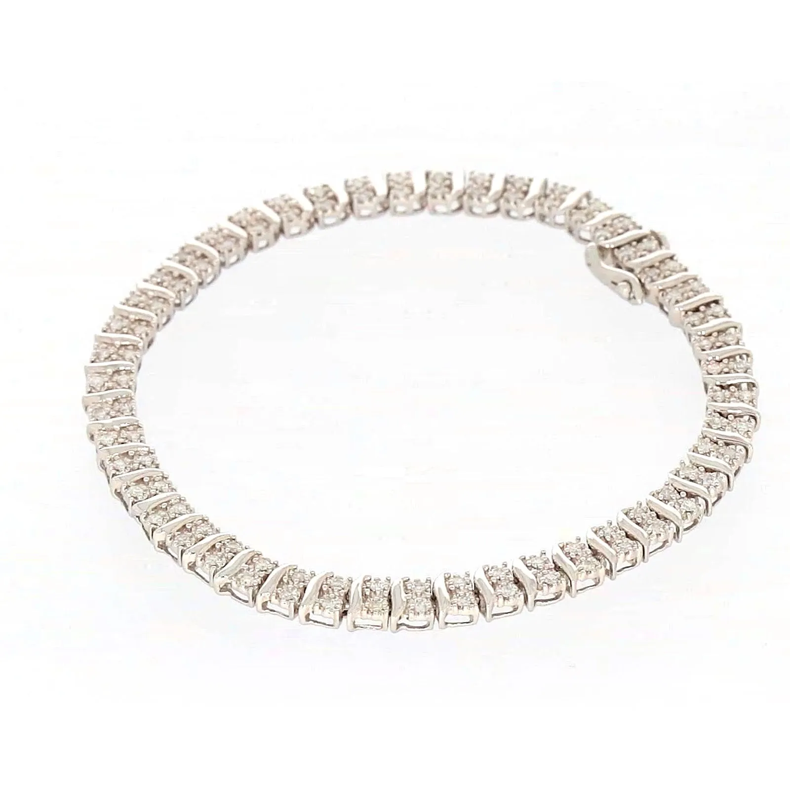 Sterling Silver Round Brilliant Cut 1 Carat tw of Diamonds Tennis Bracelet