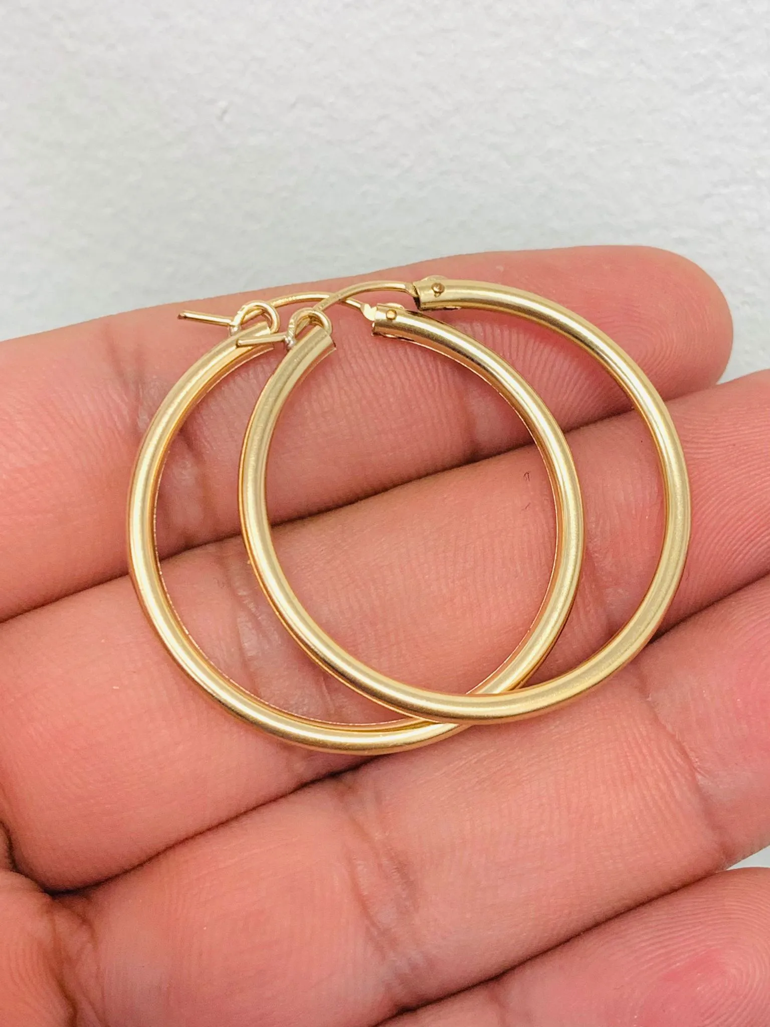 Womens Hoop Earrings 1.4"x1.37" 14K Real Gold Filled / Argollas Arracadas Oro Laminado / Tiny Dainty Earrings / Aretes para Mujer Oro / Gold Hoop Earrings